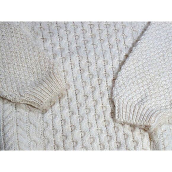 Vintage Highland Home Industries Chunky Wool Aran Sweater Large Made in Scotland - Picture 3 of 10